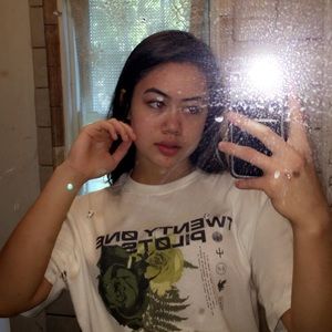 Meet your Posher, Lily